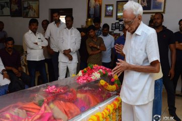 Celebrities Pay Homage to Vijaya Nirmala Garu